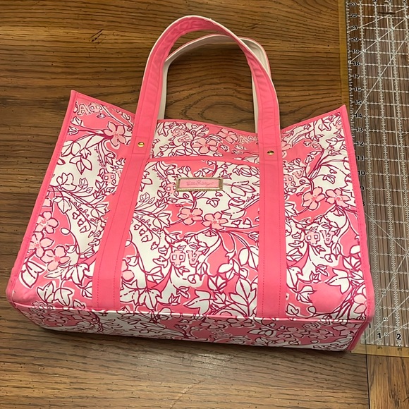 Lilly Pulitzer Handbags - Lilly Pulitzer tote